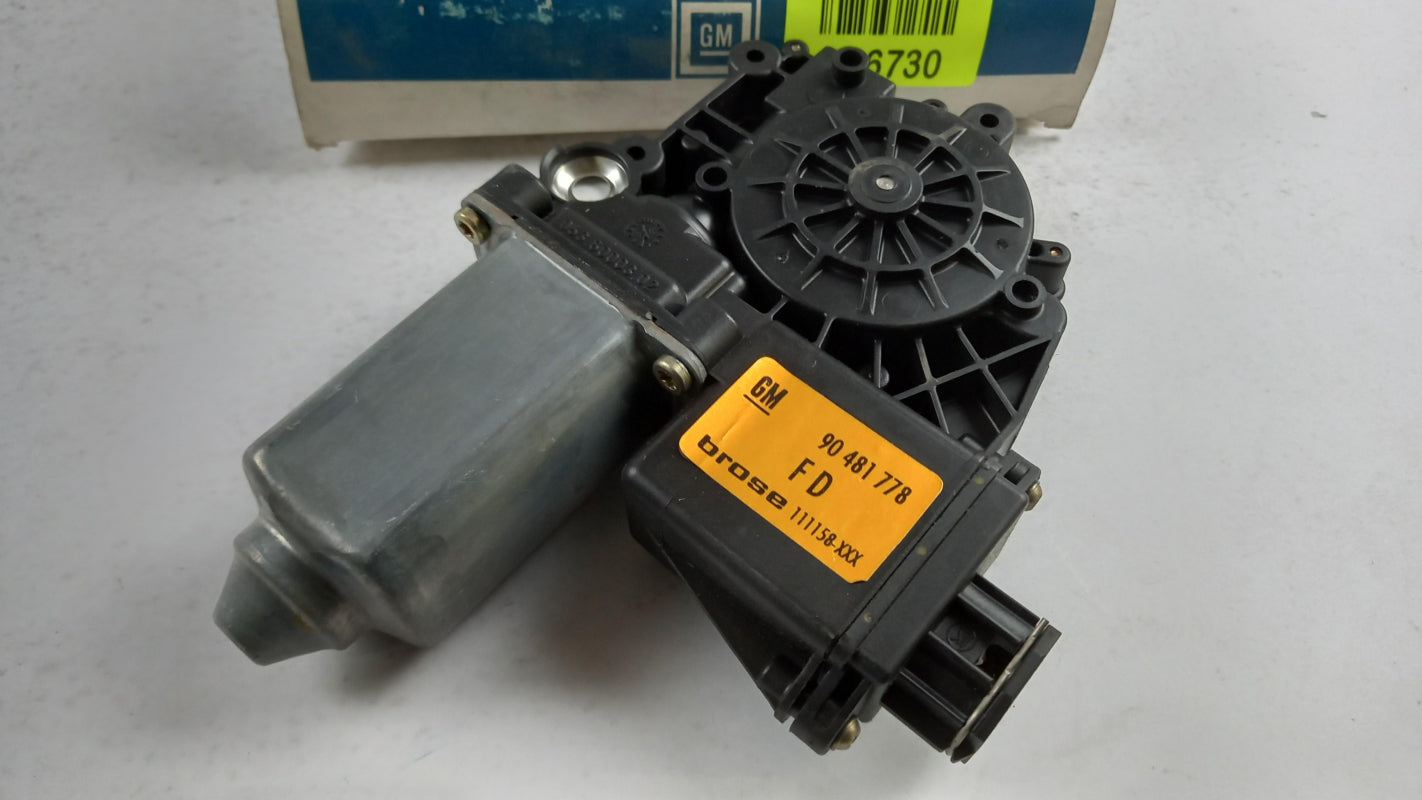 Original OPEL Corsa-B Tigra-A Fensterheber vorne rechts 90481778