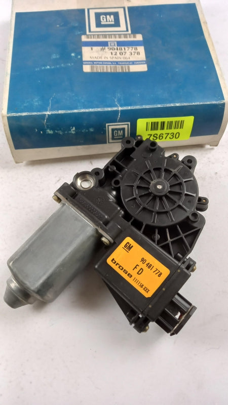 Original OPEL Corsa-B Tigra-A window regulator front right 90481778