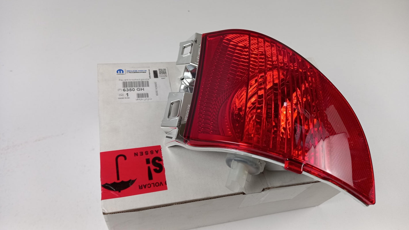 Original PEUGEOT 2008 308 CITROEN C3 Nebelschlussleuchte Links 6350GH