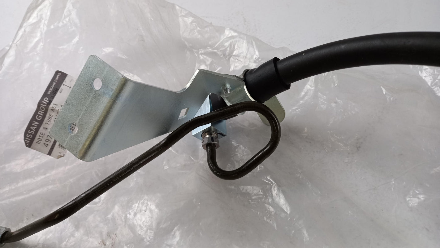 Original NISSAN Primera P12E 2007 Lenkung Hydraulikschlauch 49720AV62A