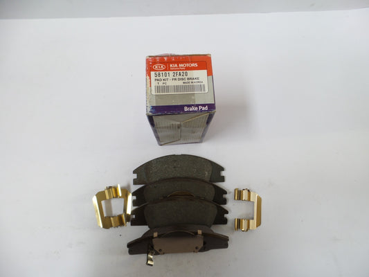 Original KIA Cerato I '04-'06 Bremsbeläge Bremsklötze vorne 581012FA20