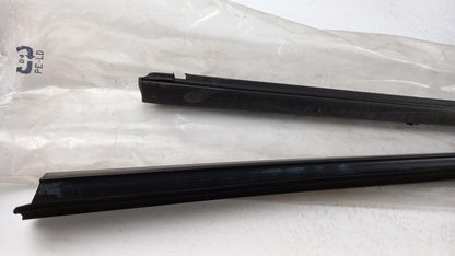 Original OPEL Tigra-B Türscheiben Dichtung vorne links 93165742
