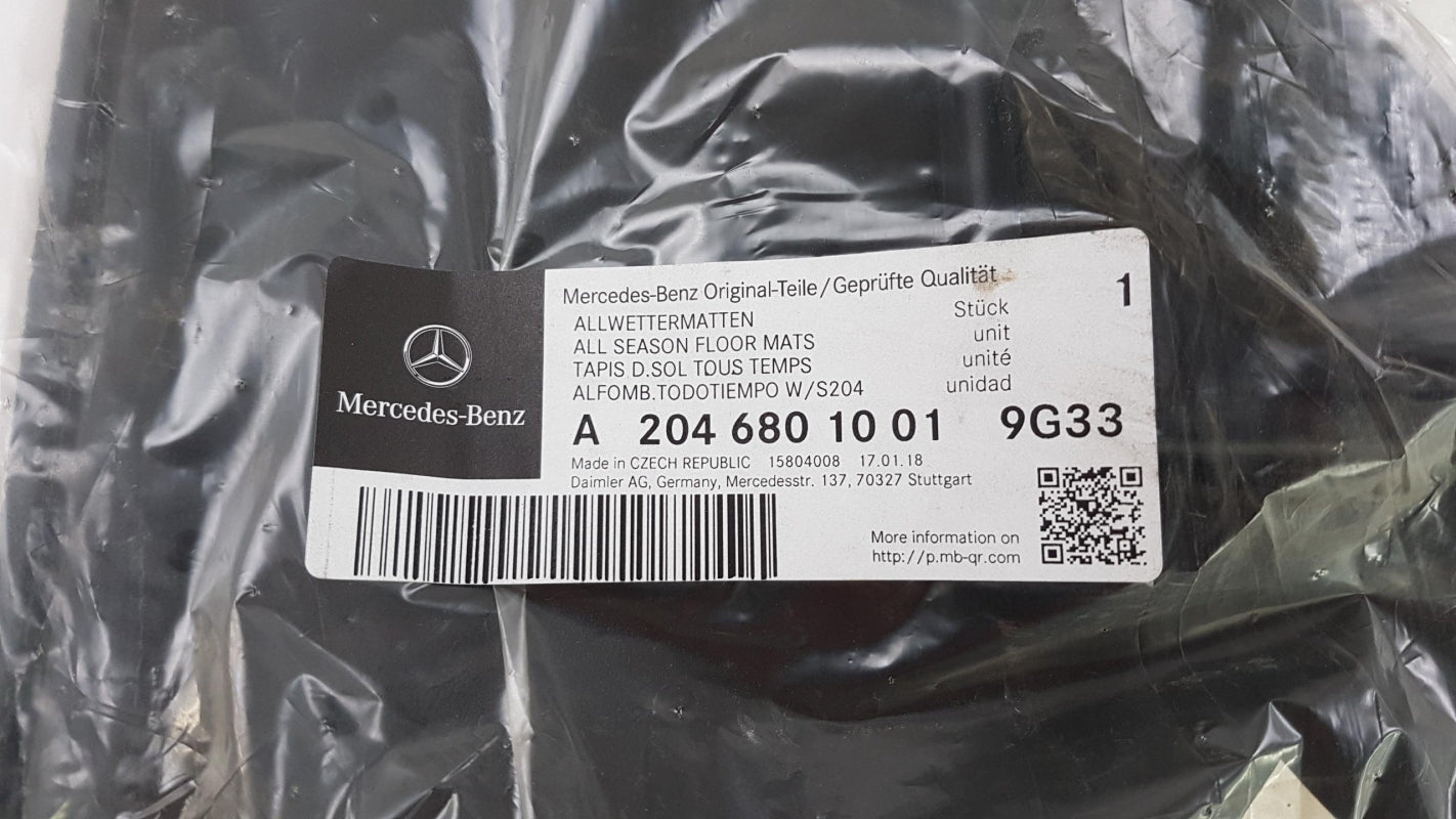 Original OE MERCEDES-BENZ Fußmattensatz A20468010019G33