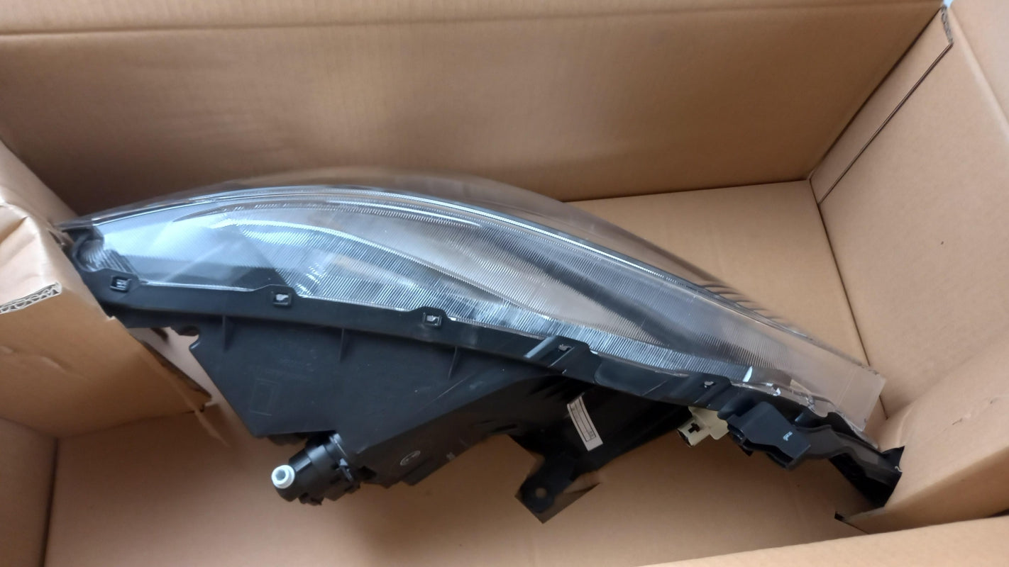 Original NISSAN NV200 2009-2013 Frontscheinwerfer Scheinwerfer Links 26060JX30A