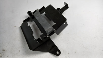 Original OPEL Movano-A 2.5 DTi Einspritzsteuergerät Halterung oben 93194247