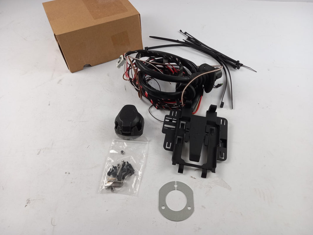 Original OPEL Astra-K E-Satz Elektrosatz Anhängerkupplung 13-polig 13435445