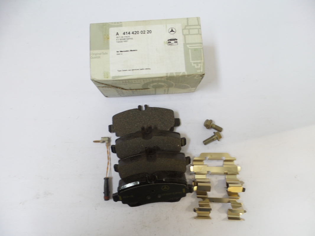 Original MERCEDES-BENZ Vaneo 414 Bremsbelagsatz Vorne A4144200220