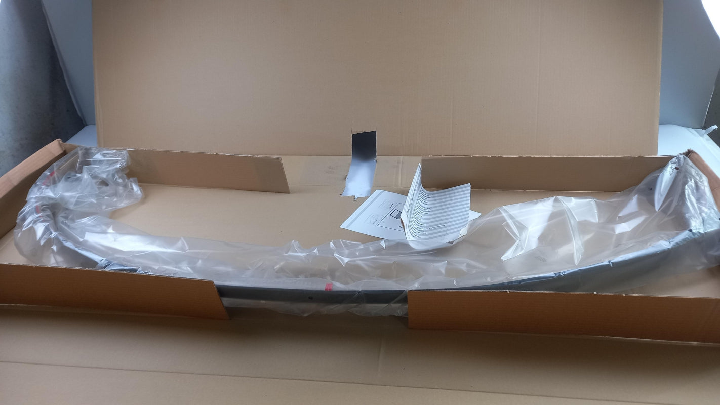 Original OPEL Astra-H bumper trim strip 13190132 