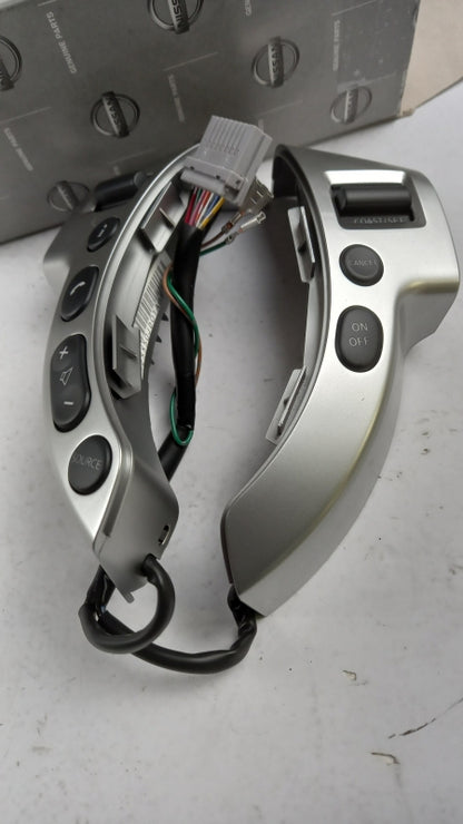 Original NISSAN Qashqai J10 Qashqai+2 Lenkradschalter 25550JD01A