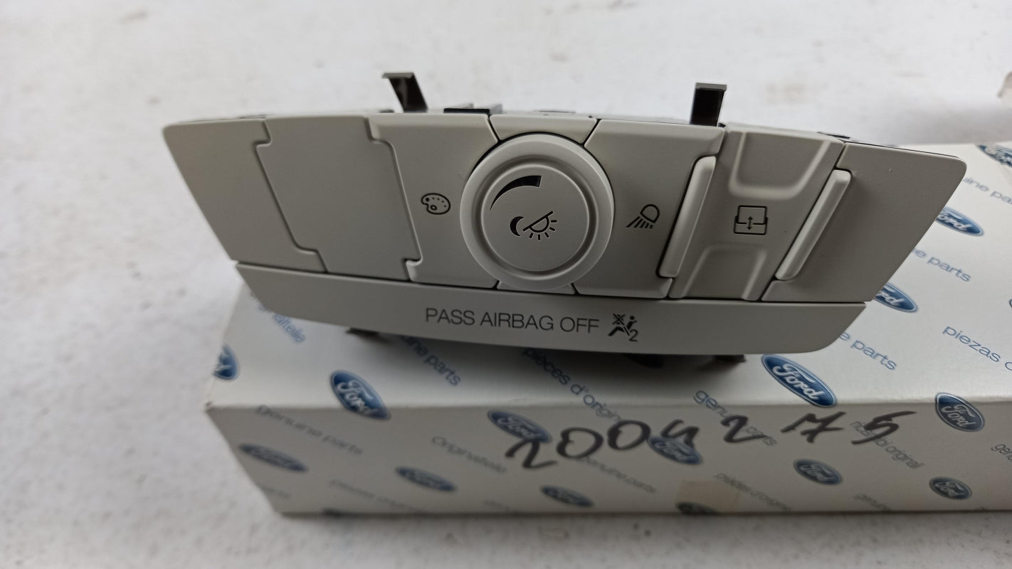Original FORD Focus Mk3 2011- Schaltereinheit 2004275