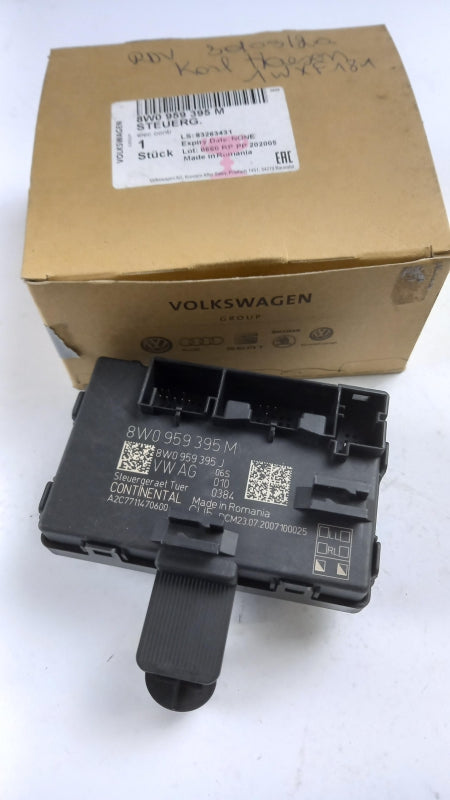 Original OE Volkswagen control unit 8W0959395M 