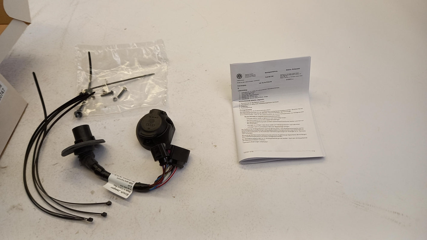 Original VW Transporter T6 Anhängerkupplung Einbausatz 13-pol 7LB055202