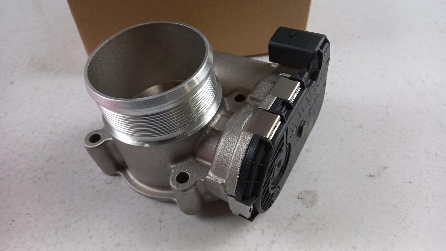 Original AUDI A3 A4 A5 Q3 SKODA VOLKSWAGEN throttle body 06K133062AS 
