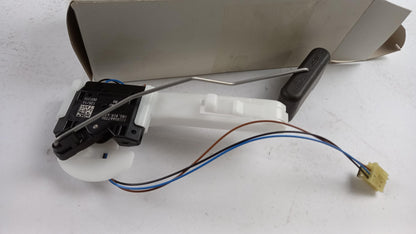 Original OE Volkswagen Kraftstoffvorrat Sensor 8W0919673C