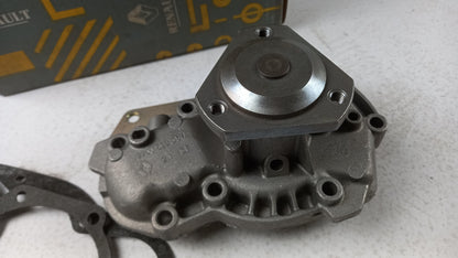 Original OE RENAULT Wasserpumpe 7701465513