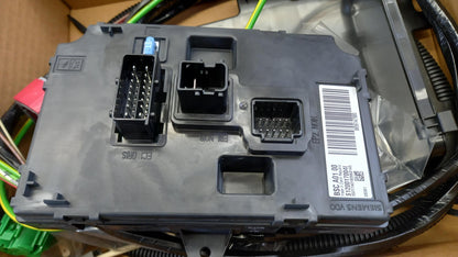 Original PEUGEOT 308 Berline I Anhängerkupplung Elektrosatz 13-polig 9688AA