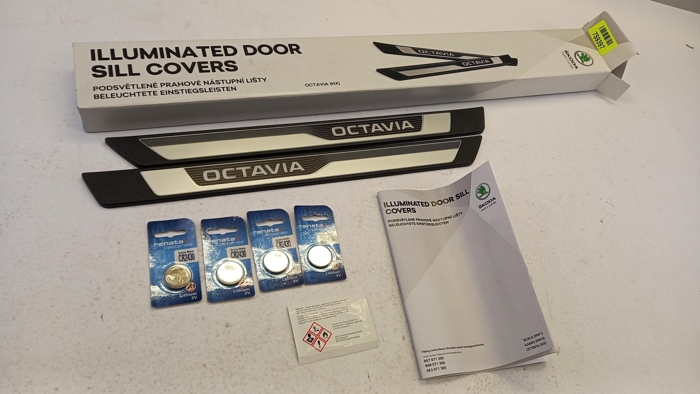 Original SKODA Octavia IV 2020- Einstiegsleisten Satz 5E3071300
