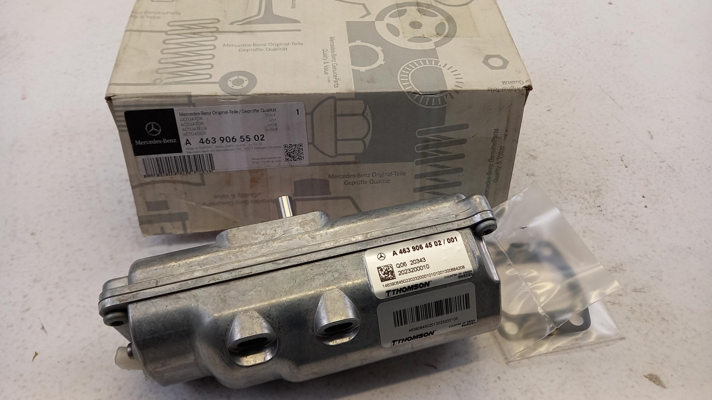 Original MERCEDES-BENZ G-Klasse W463 Aktuator der Differentialsperre A4639065502