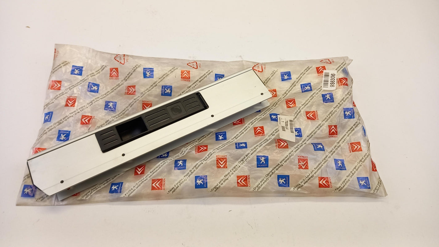 Original CITROEN Jumper II PEUGEOT Boxer II lock left 7220LX 