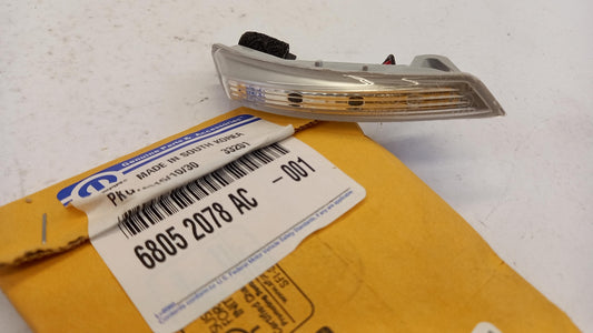 Original MOPAR für LANCIA Voyager 2011- Blinkleuchte K68052078AC