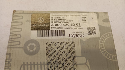 Original MERCEDES-BENZ GLC AMG63 W253 Bremsbeläge hinten A0004206002