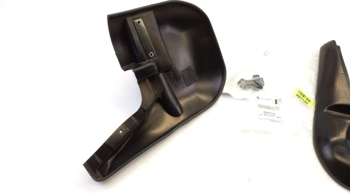 Original FIAT Ducato 250 Schmutzfänger Satz vorne Schwarz 50901517