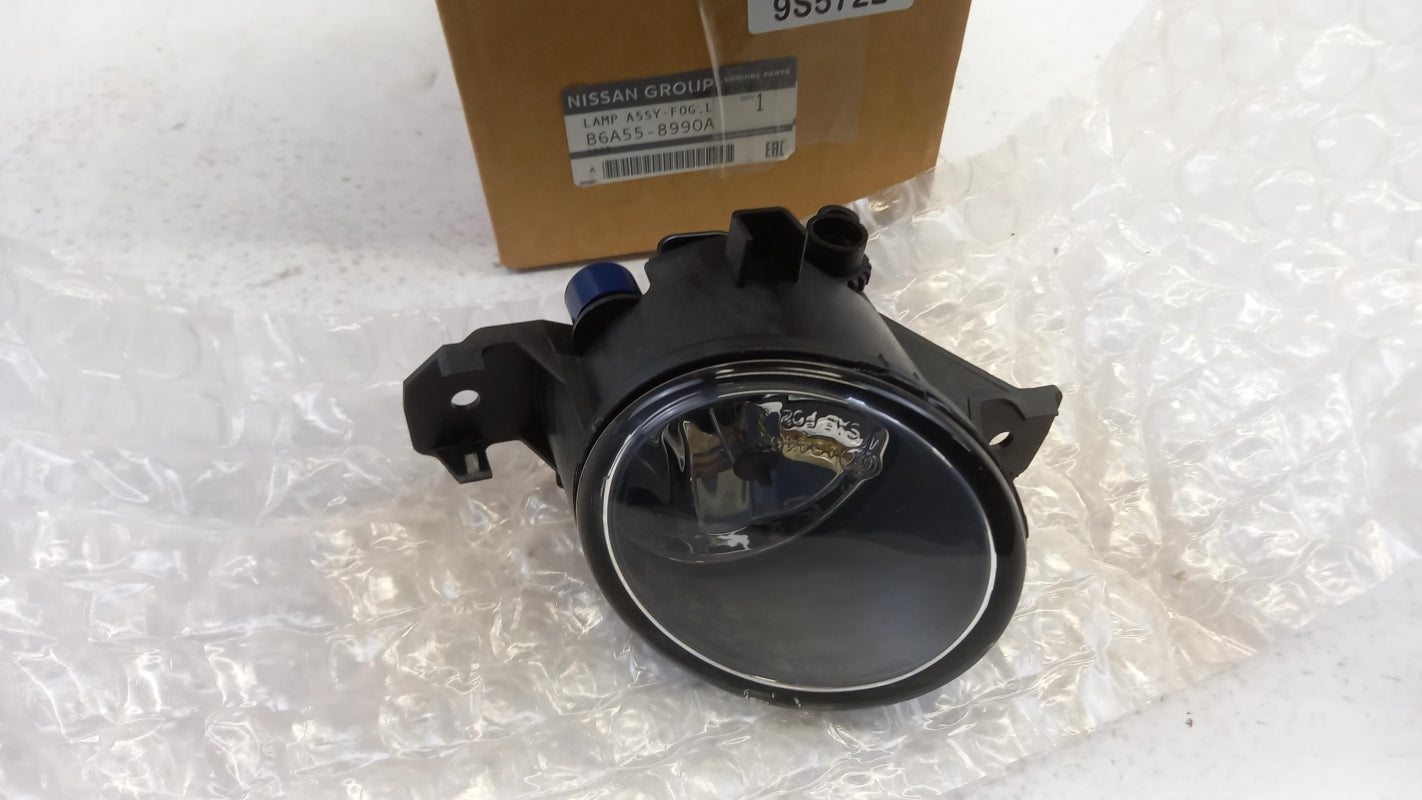 Original OE NISSAN Nebelscheinwerfer B6A558990A