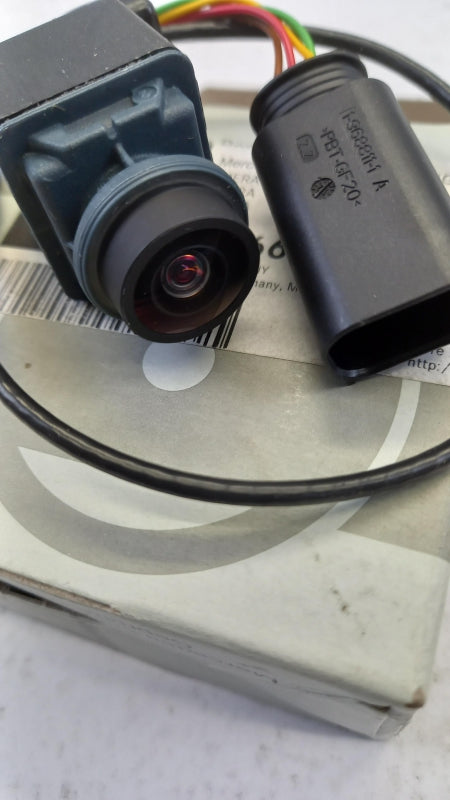 Original MERCEDES-BENZ GLE W166 GLS X166 Rückfahrkamera A1669055601