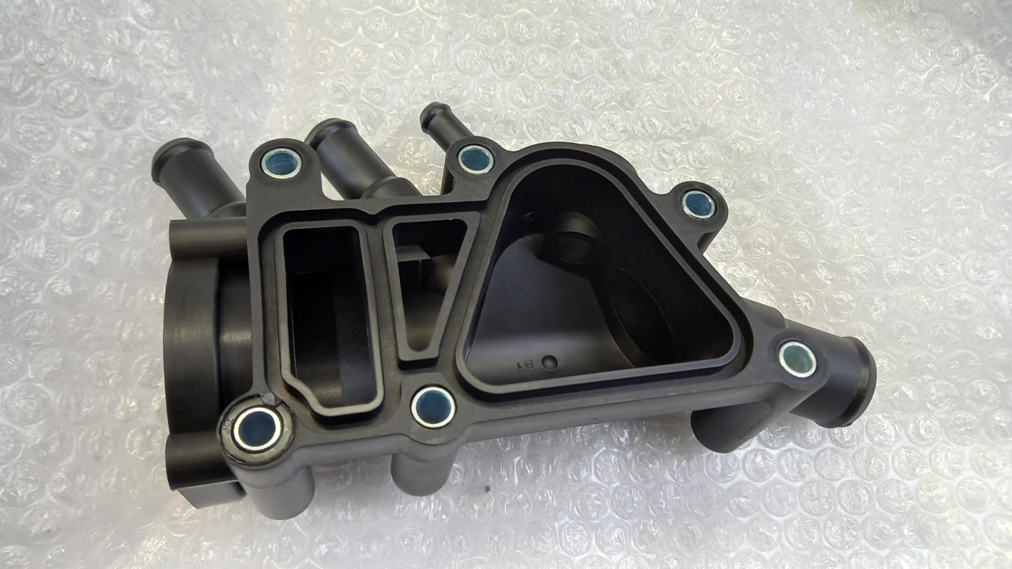 Original FORD Focus '98-'05 KA '96-'08 1.3/1.6L Thermostatgehäuse 1212853