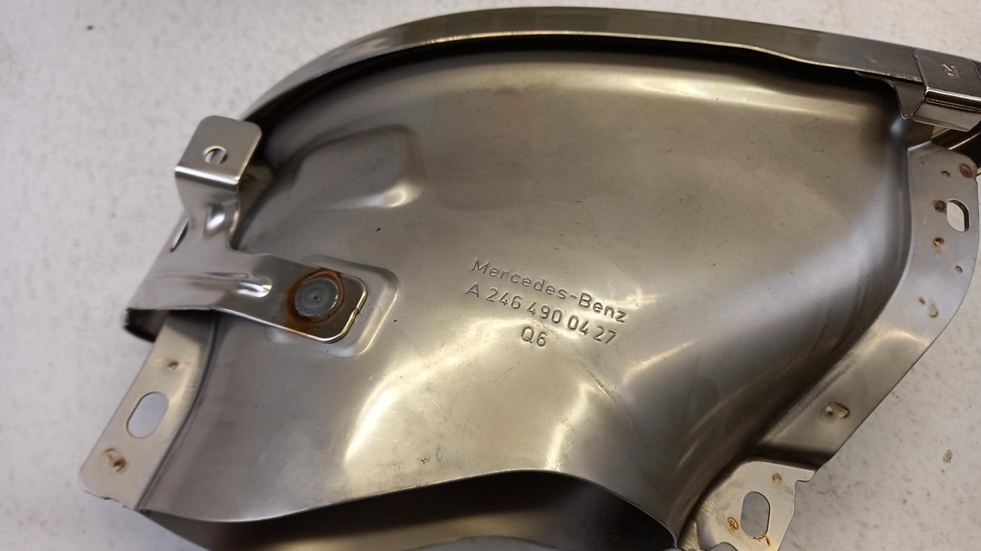 Original MERCEDES-BENZ CLA W117 A W176 B W246 Auspuffblende rechts A2464900427
