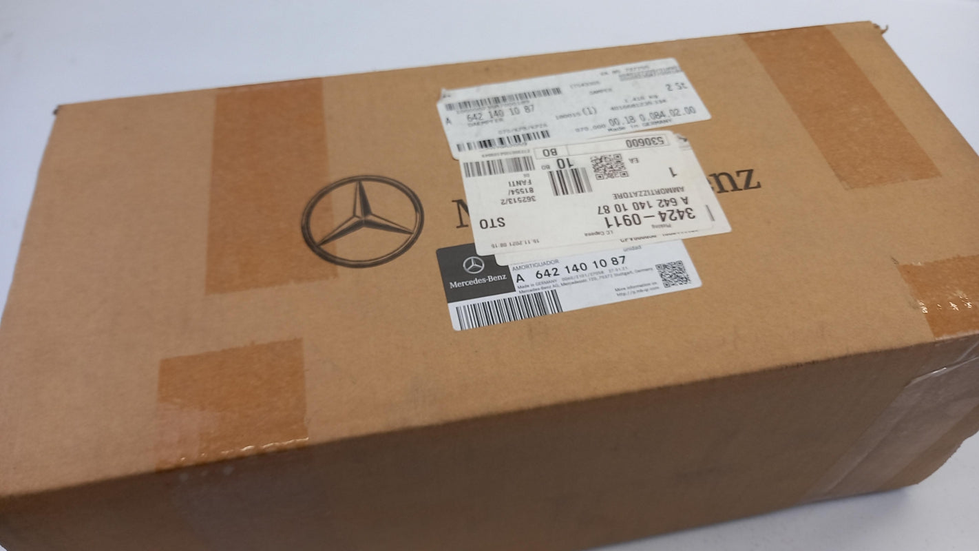 Original OE MERCEDES-BENZ Ladeluftschlauch A6421401087