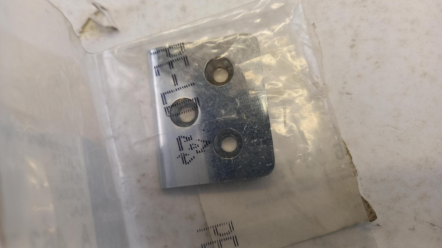 Original MERCEDES-BENZ G-klasse W463 Hecktür Platte hinten unten A4637660019