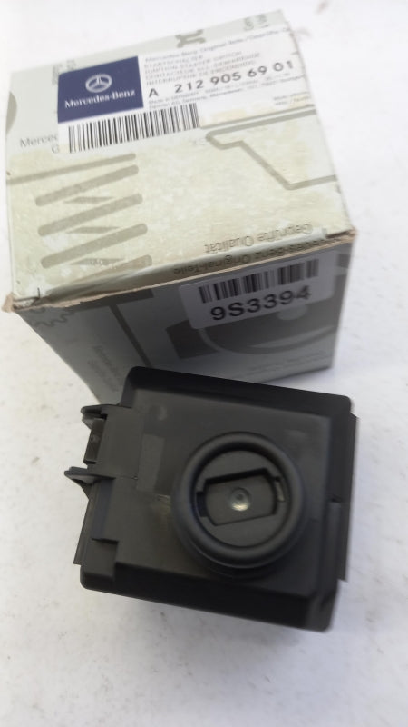 Original MERCEDES-BENZ E-klasse W212 SLK/SLC R172 Zündschalter A2129056901