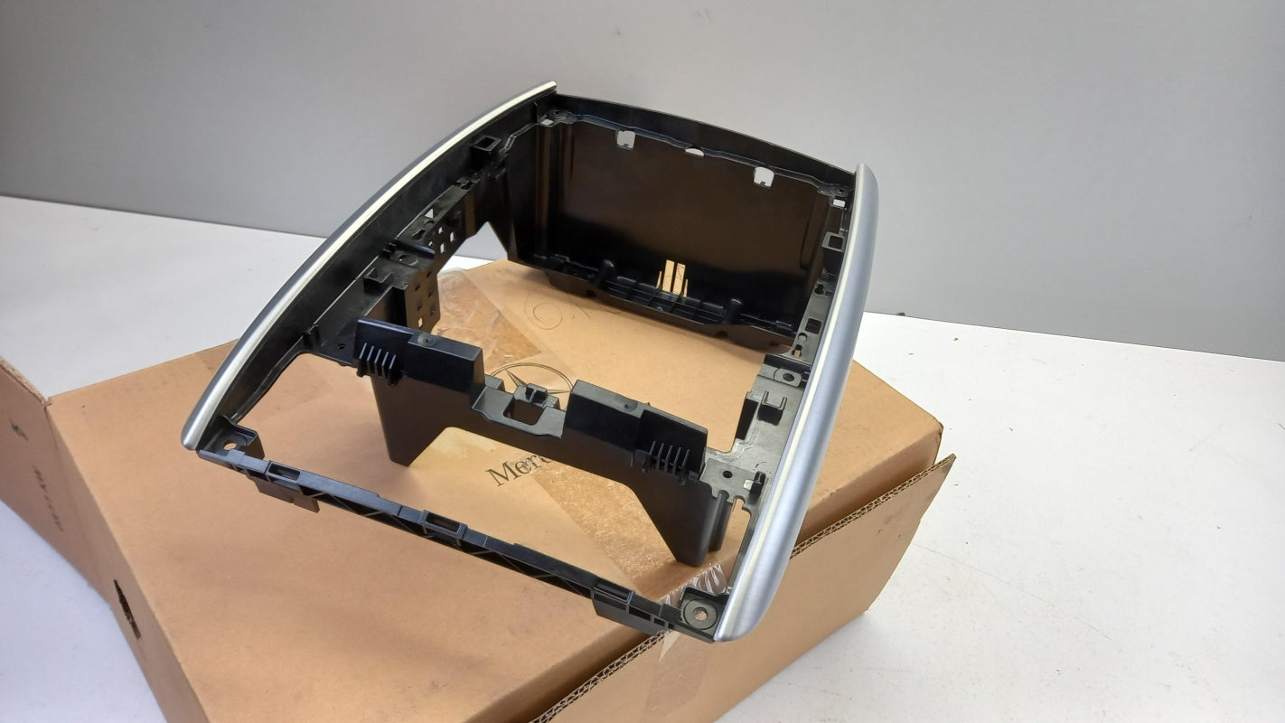 Original MERCEDES-BENZ W169 W245 Mittelkonsole Abdeckblende A1696801255