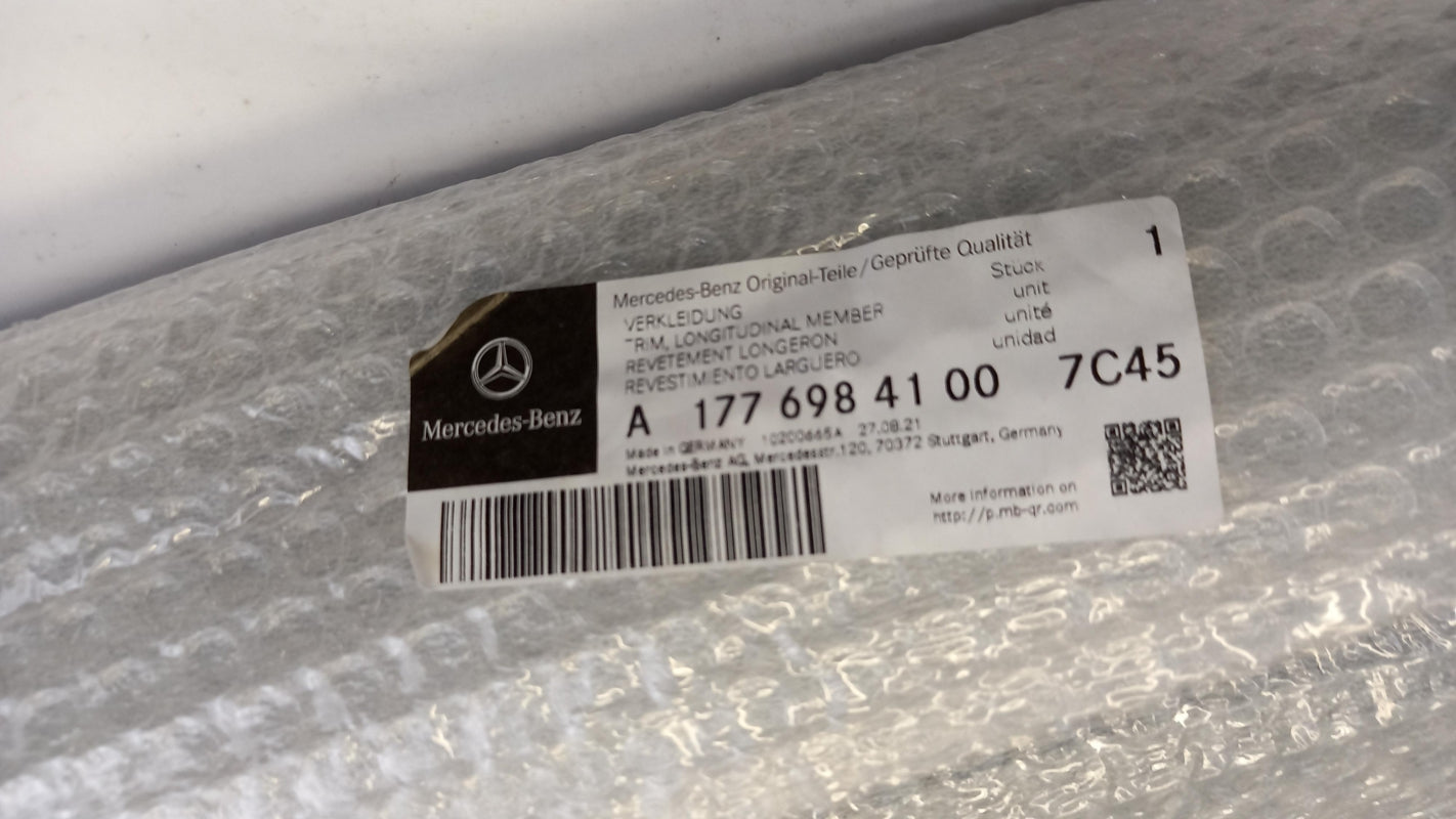 Original OE MERCEDES-BENZ Seitenschweller A17769841007C45
