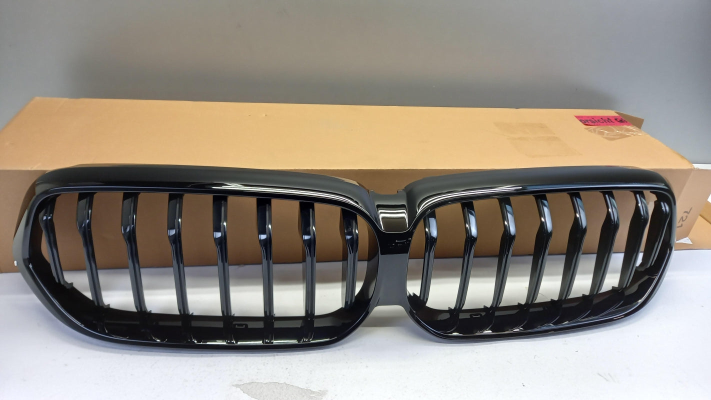 Original BMW 6 series G32 radiator grille 51139853610
