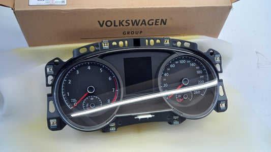 Original Volkswagen Golf Sportsvan AM1 1.0 TSI 2.0 TDI Kombiinstrument 517920740