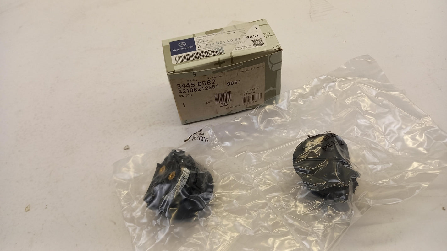 Original MERCEDES-BENZ E-klasse CLK-klasse Lenkradschalter A21082125519B51