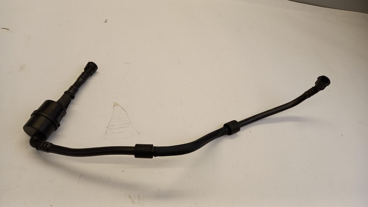 Original OE BMW Kraftstoffbehälter Entlüftungsschlauch 13908681537