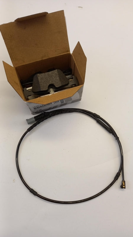 Original BMW 3er F30 F31 F34 Bremsbeläge mit Warnkontakt hinten 34212468436