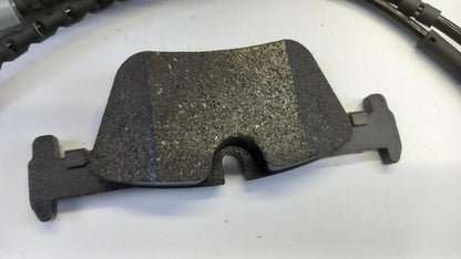 Original BMW 3er F30 F31 F34 Bremsbeläge mit Warnkontakt hinten 34212468436