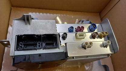 Original MERCEDES-BENZ A-Klasse W177 Hauptgerät Steuergerät A1679004418