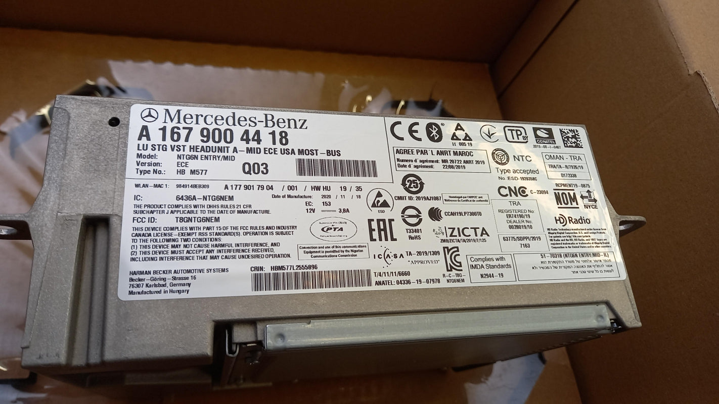 Original MERCEDES-BENZ A-Klasse W177 Hauptgerät Steuergerät A1679004418