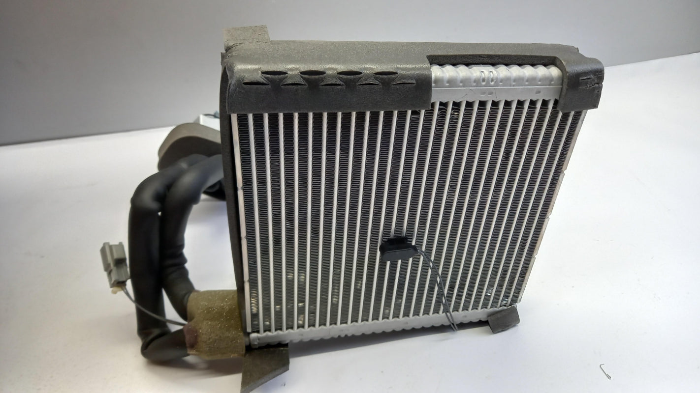 Genuine FORD Ka+ MK3 Air Conditioning Evaporator Core RHD 2043257