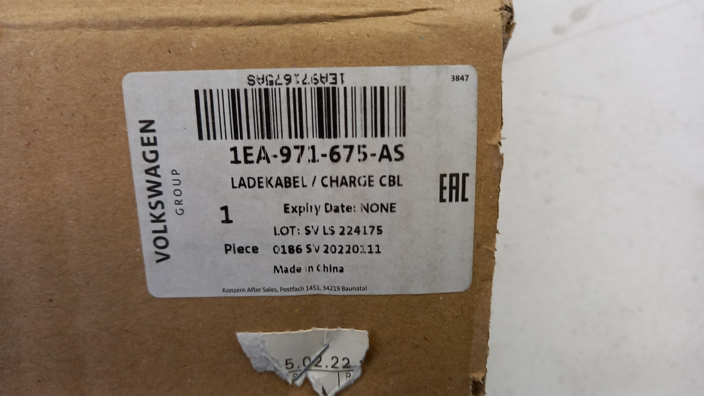 Original VW Tiguan AD Netzbuchse Ladekabel 1EA971675AS