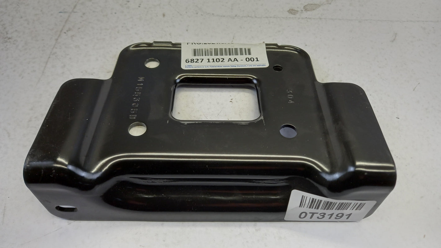 Original OE FIAT retaining bracket K68271102AA 