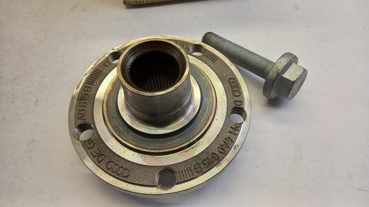 Original AUDI A4 8E A6 4B VW Passat B5 3B Radnabe vorne 4A0407615D