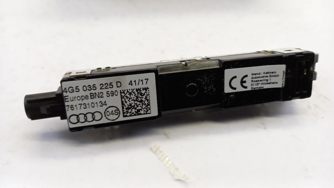 Original OE Volkswagen Antenne 4G5035225D