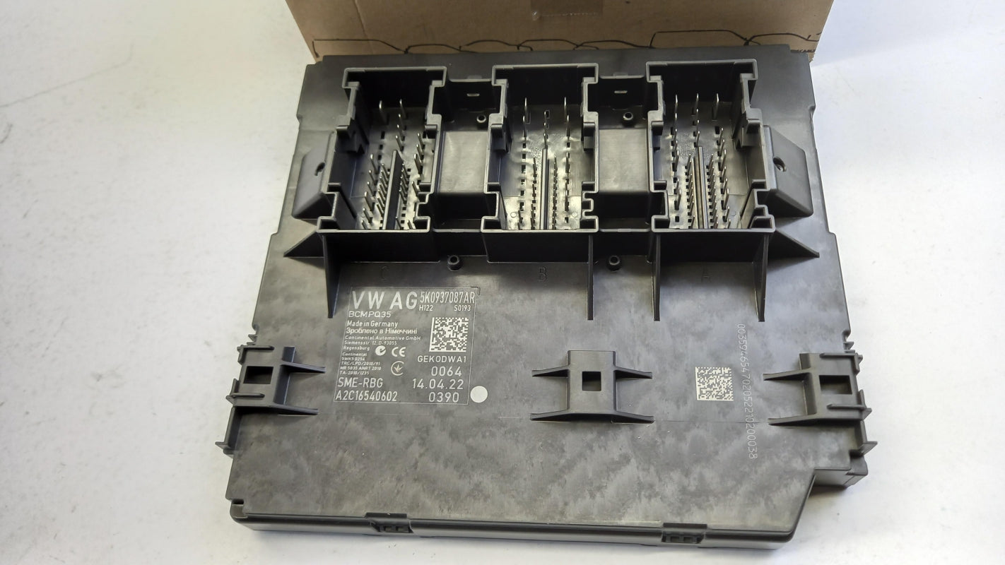 Original Volkswagen Passat Caddy Sharan SEAT Altea Steuergerät 5K0937087ARZ11