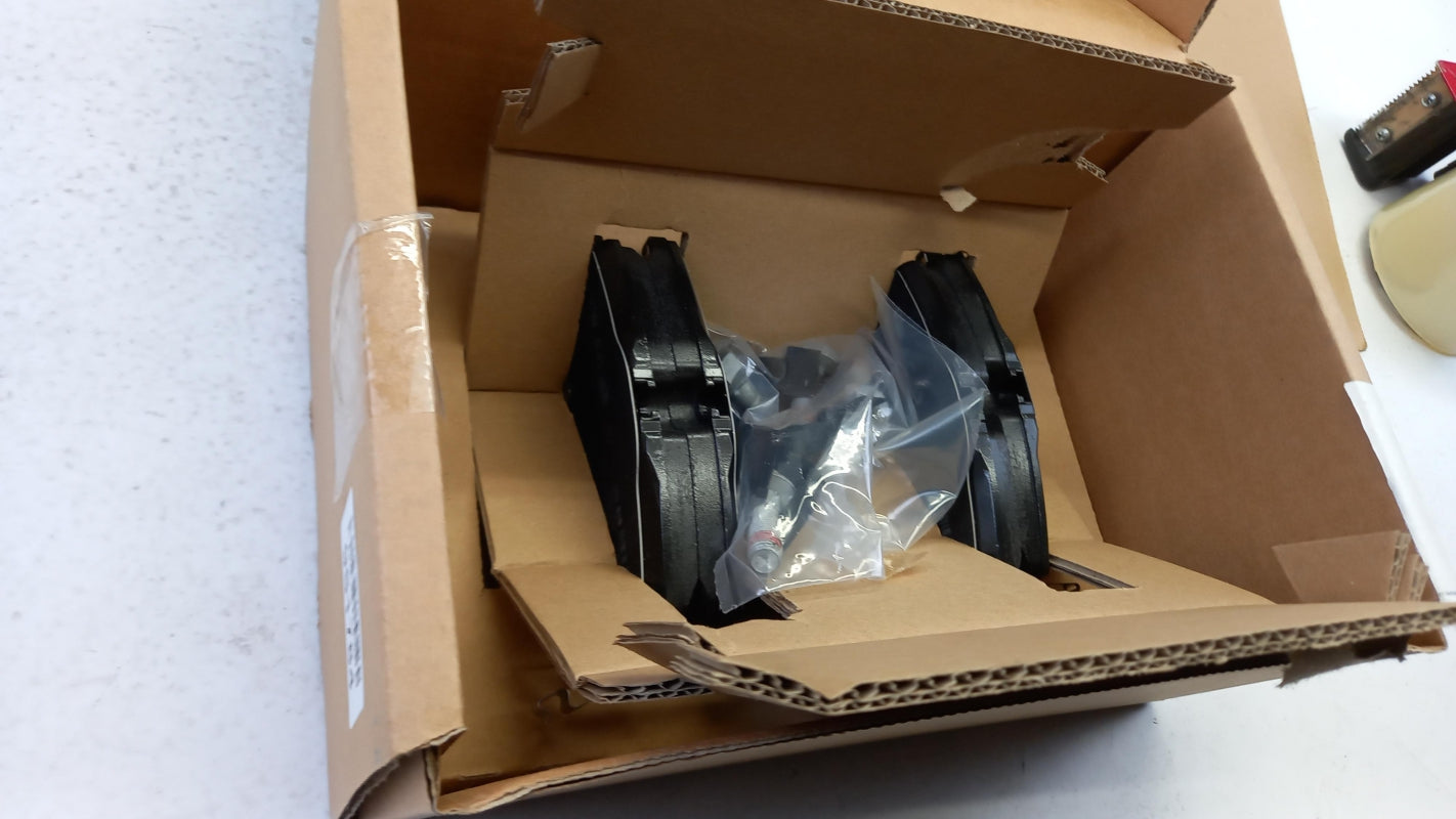 Original OE Volkswagen Bremsbeläge 1EA698151M